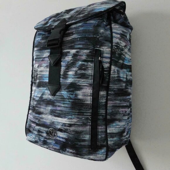 NWT IVIVVA by LULULEMON WVFT Multicolor Where To Next Backpack One Size - Picture 2 of 10